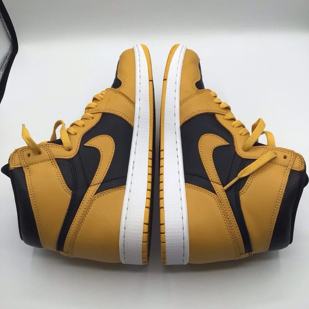 Nike Air Jordan 1 Retro High OG Pollen 555088-701 Men's 10.5